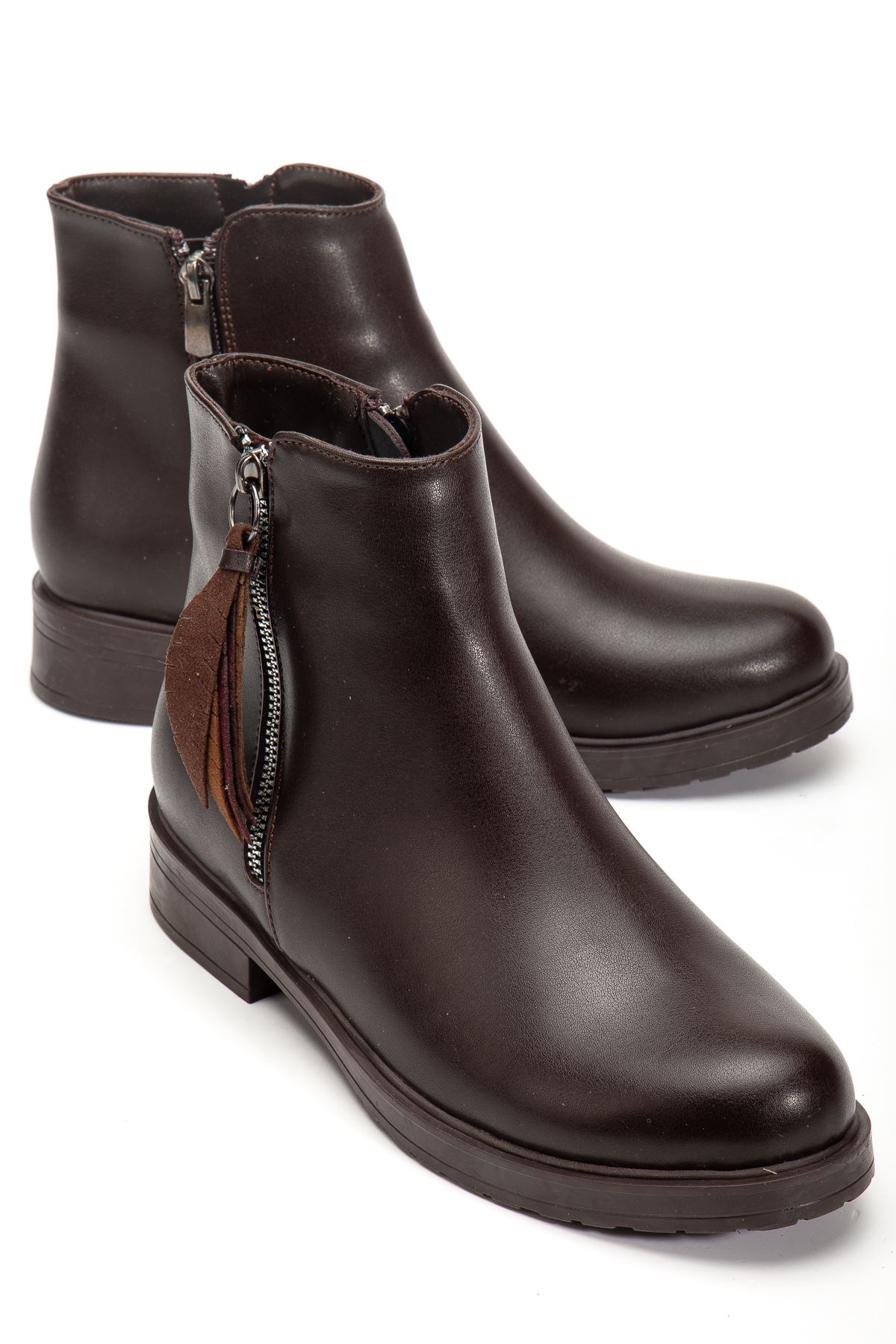 165-205 Kahve Yaprak Desenli Fermuarlı Günlük Kadın Bot