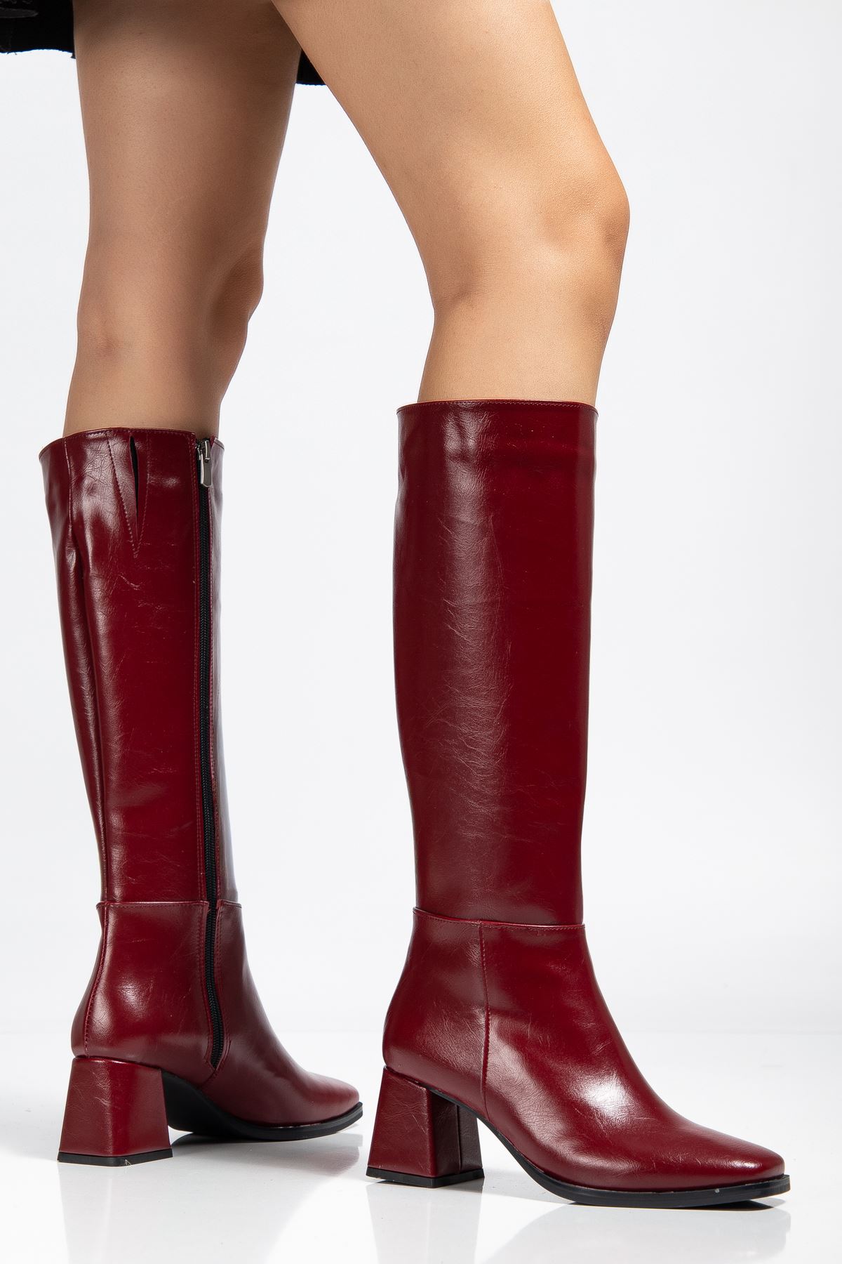 4804 Bordo Kırışık Rugan Fermuarlı Günlük Bayan Çizme  
