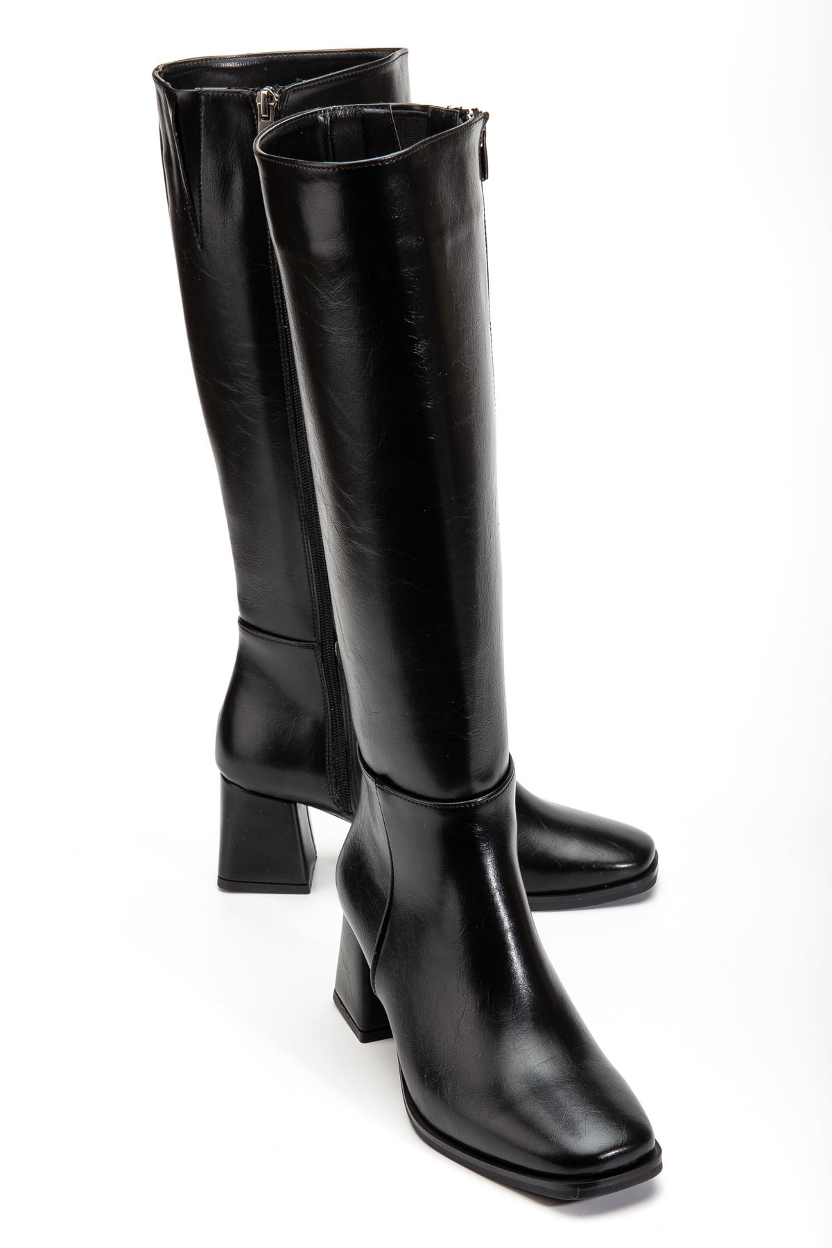 4804 Siyah Kırışık Fermuarlı Günlük Bayan Çizme  