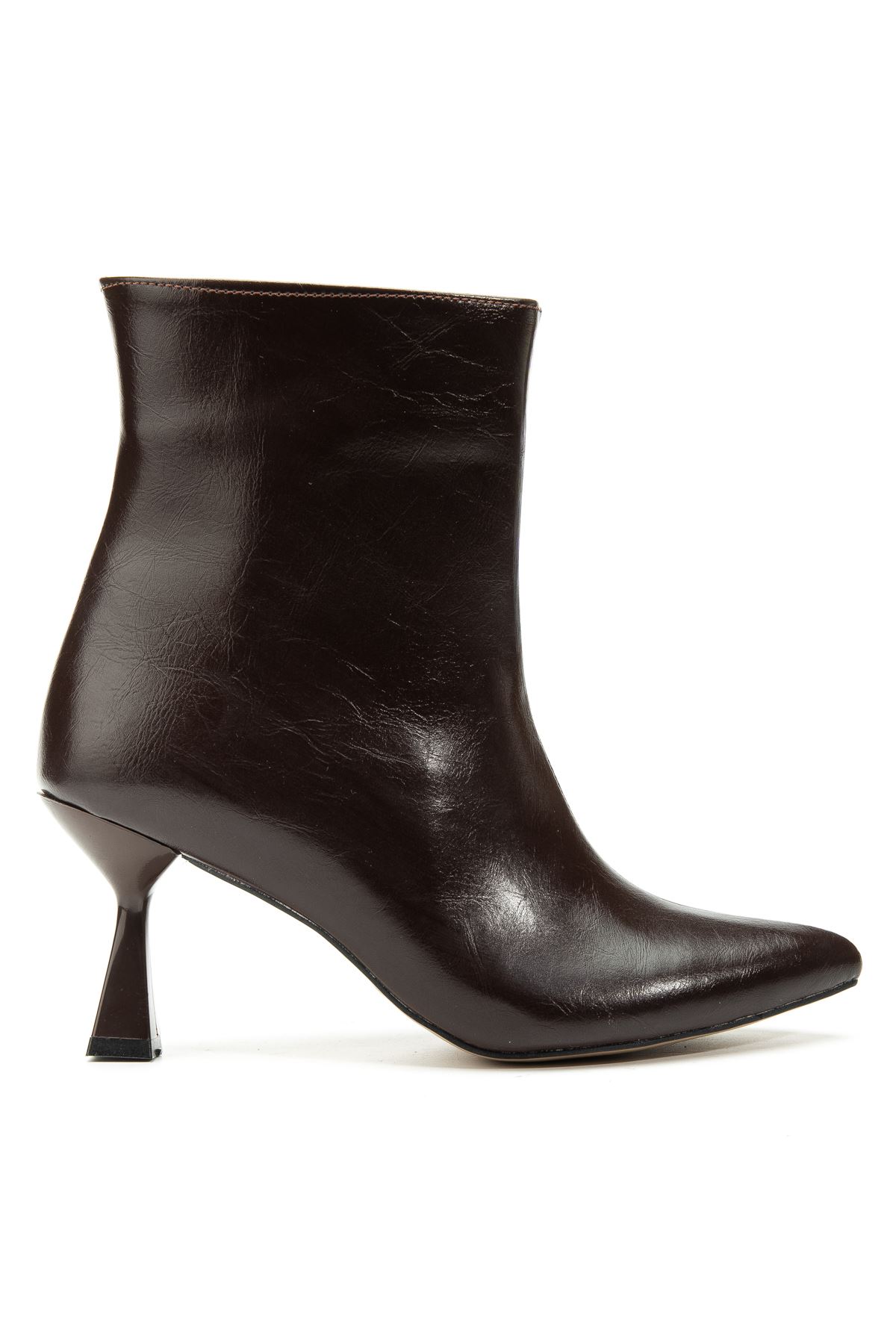 4701 Kahve Kırışık Kare Topuk Günlük Kadın Bot  