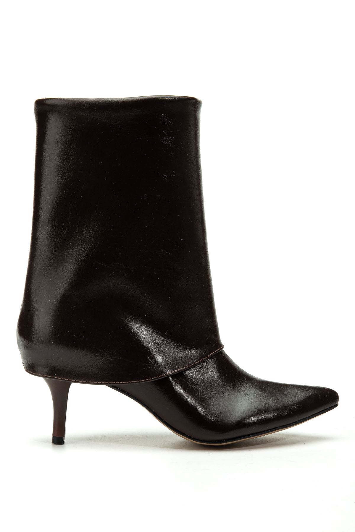 4806 Kahve Kırışık Rugan Yakalı Günlük Kadın Bot  