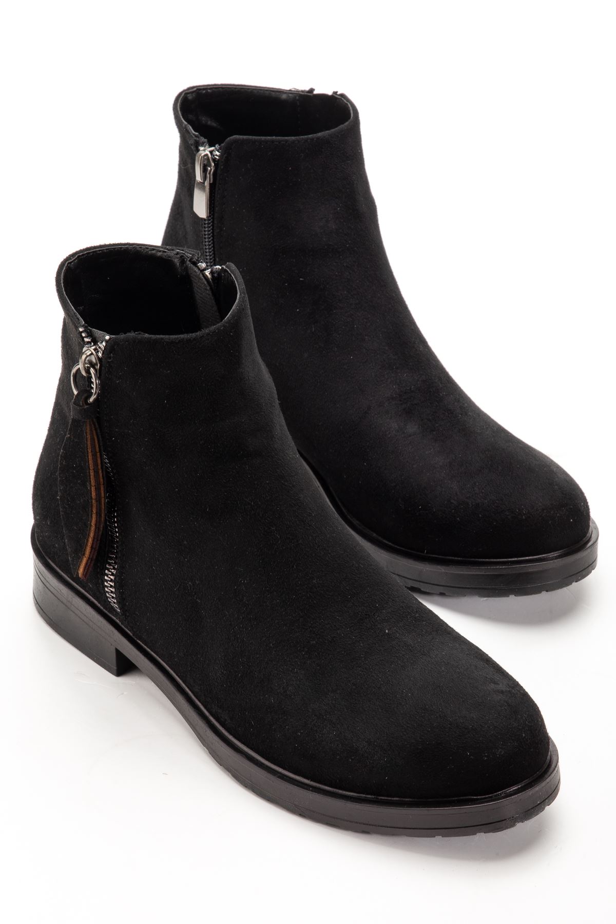 165-205 Siyah Süet Yaprak Desenli Fermuarlı Günlük Kadın Bot