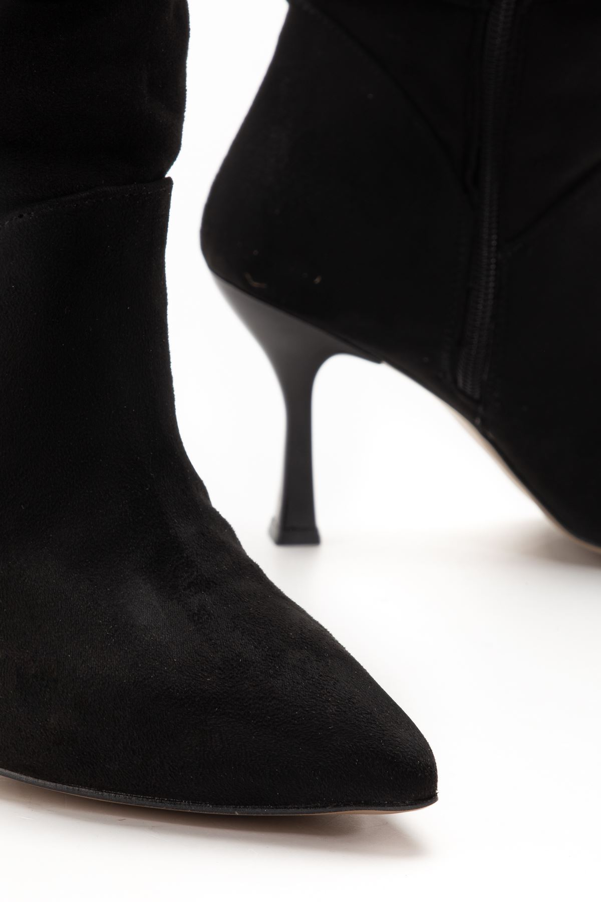 VRT-024 Siyah Süet Yüksek İnce Topuklu Körüklü Fermuarlı  Kadın Bot  