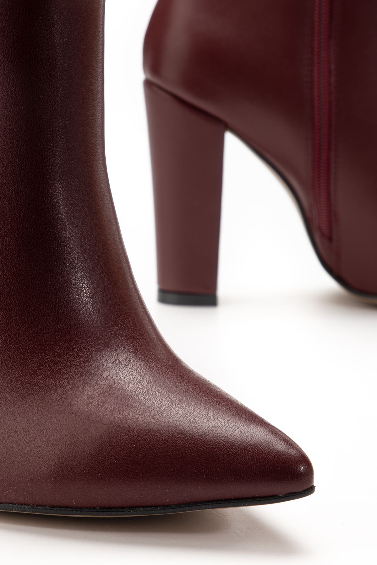 VRT-4801  Bordo Cilt  Yüksek Kalın Topuklu Fermuarlı Kadın Bot 