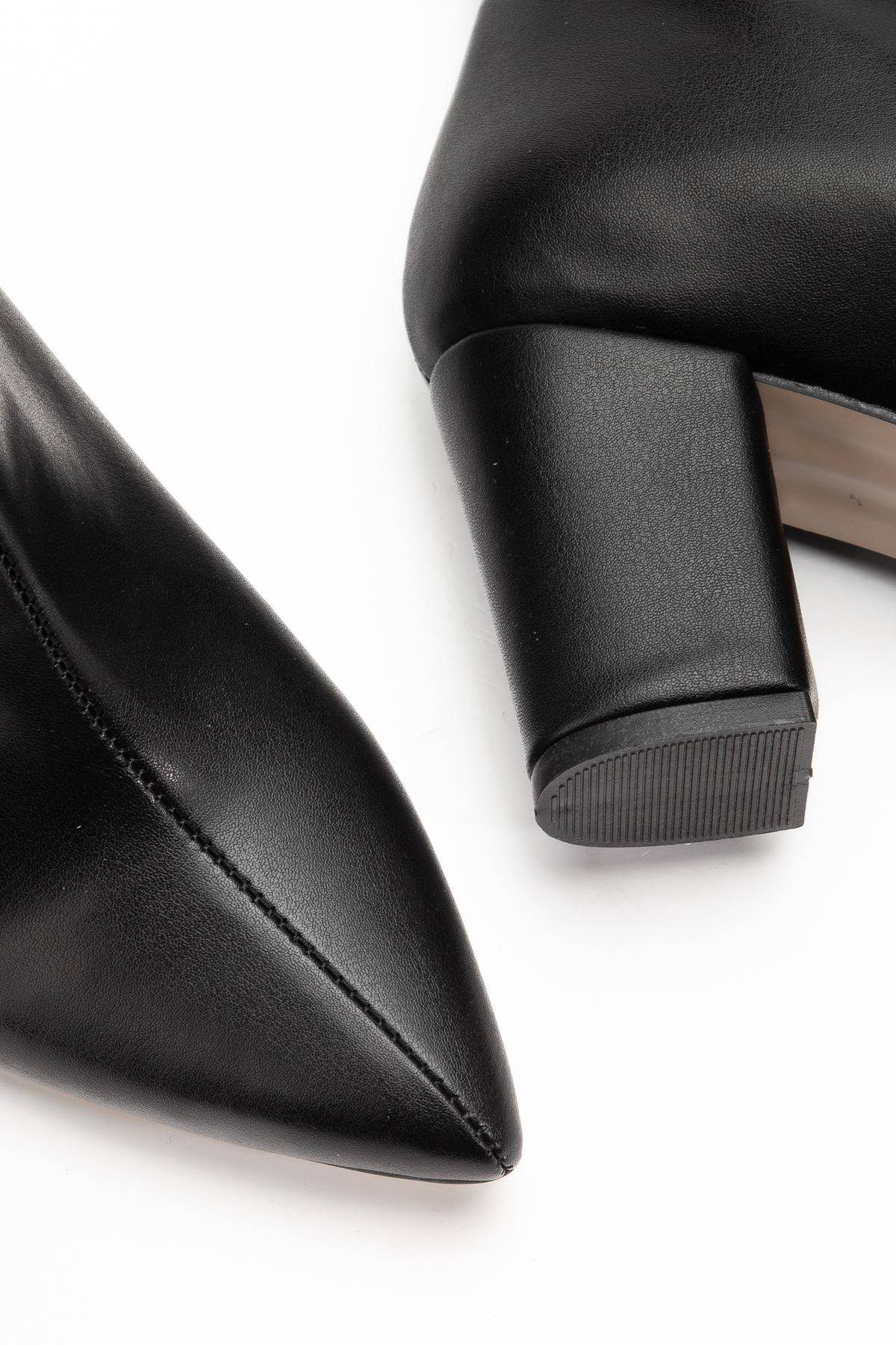 VRT-4801 Brown High Thick Heels Zippered Women's Boots