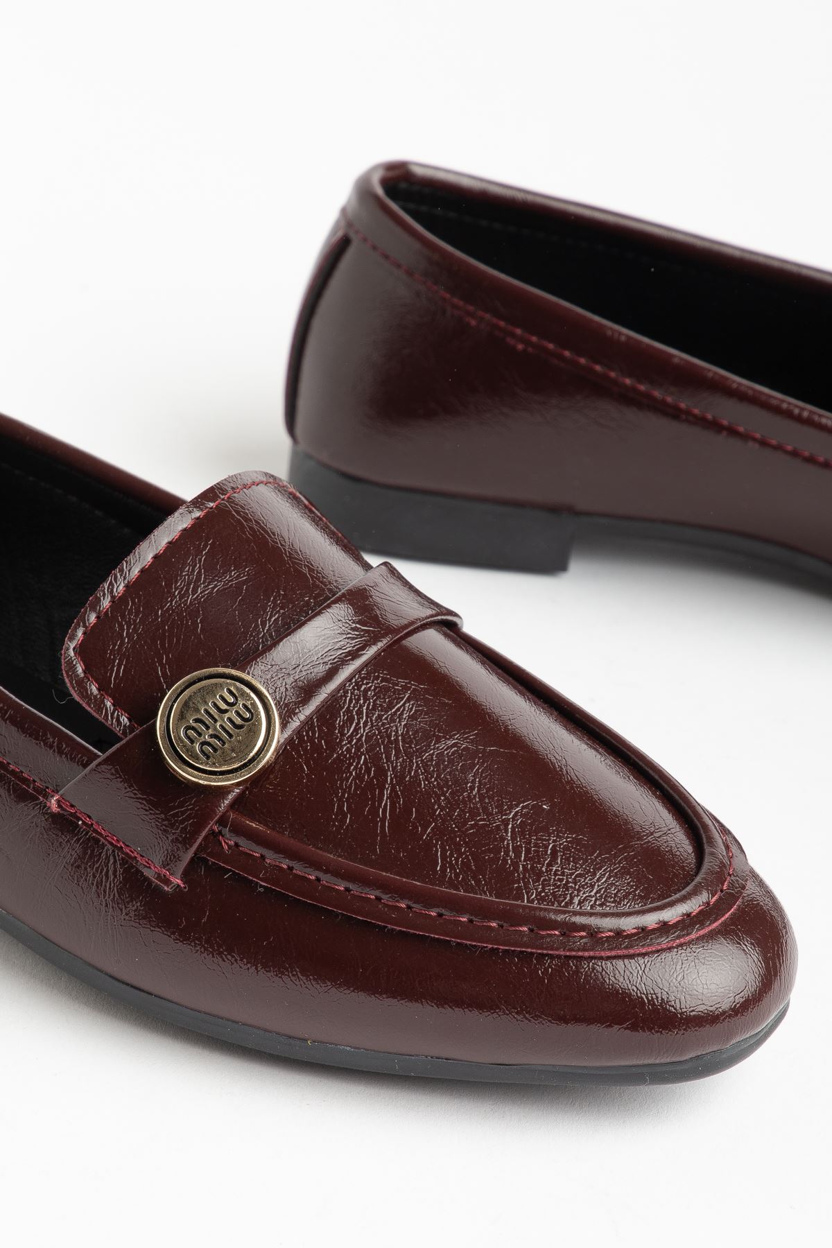 131 Bordo Kırışık Klasik Maskülen  Günlük Kadın Babet  