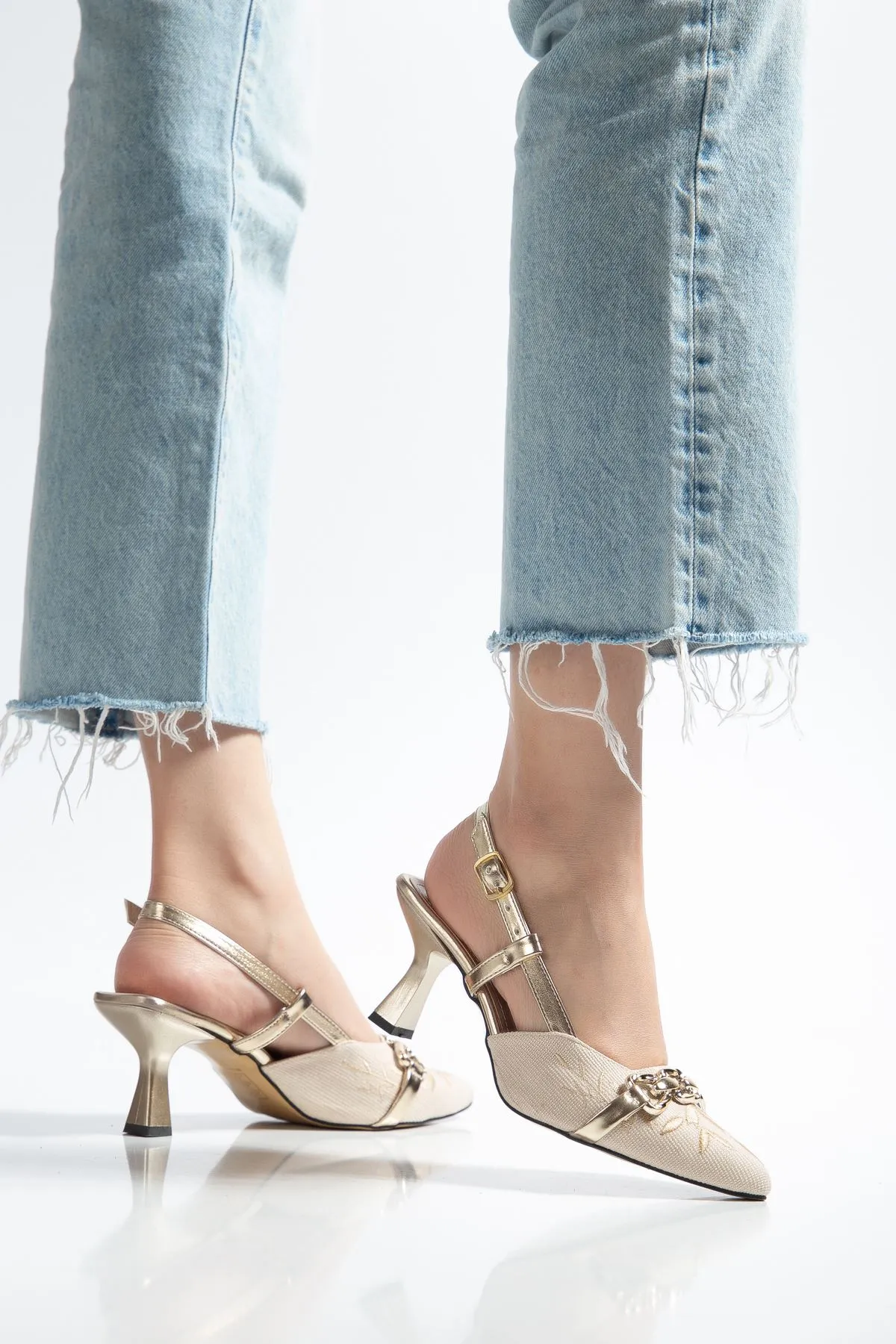 K-250 Black Linen Casual Women's Heels with Open Back Buckle
