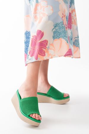 232-460 Çimen Yeşili Triko Günlük Ortopedik Dolgu Topuk Kadın Terlik