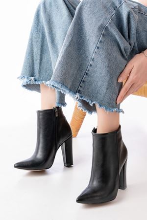 VRT-4801 Черные женские сапоги на высоком толстом каблуке на молнии