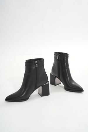 DNZ-401 Черные женские повседневные сапоги на молнии на каблуке