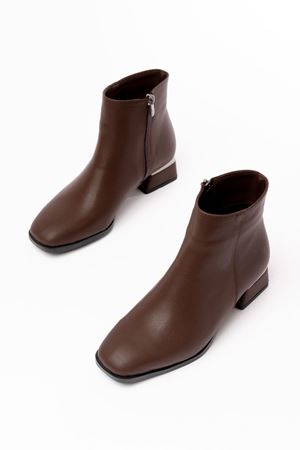 RM-500 Коричневые женские сапоги на каблуке на молнии