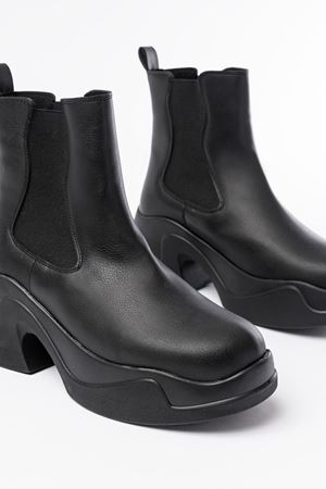 FZ-2400 Черные резиновые женские сапоги на высокой подошве