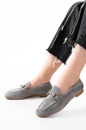 303 Gri Süet Toka Aksesuarlı Günlük Kadın Babet