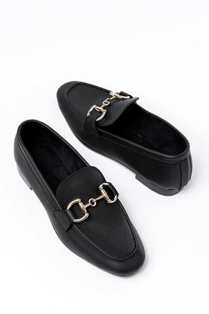 303 Siyah Toka Aksesuarlı Günlük Kadın Babet 