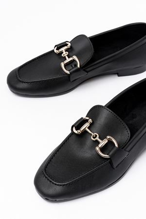 303 Siyah Toka Aksesuarlı Günlük Kadın Babet 