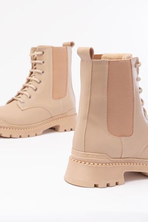 2051-298 Бежевые женские ботинки на плоском каблуке на шнуровке