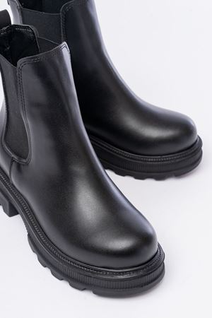 745-2137 Черные резиновые женские сапоги на толстой подошве