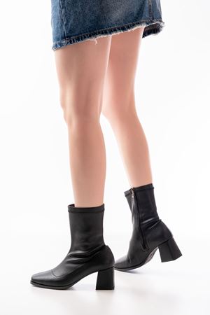 MSK-033 Черные женские сапоги на каблуке на молнии