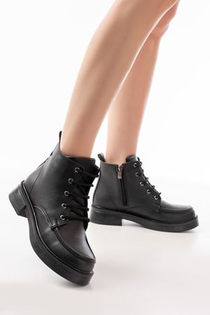 02-2001 Черные женские повседневные сапоги на шнуровке