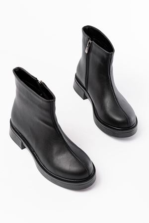 02-3033 Siyah Fermuarlı Günlük Kadın Bot 