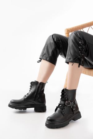 508-3038 Siyah Toka Aksesuarlı Fermuarlı Günlük Kadın Bot 