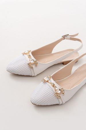 İNF-120 Beyaz Günlük Fileli Taş Aksesuarlı Kadın Babet