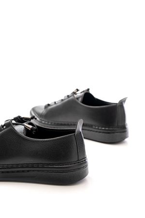 MK-9026 Siyah Bağcıklı  Taş Aksesuarlı Günlük Spor Ayakkabı 