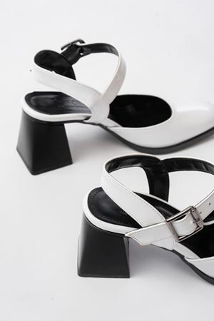 İNF-40450 Beyaz Rugan Günlük Arkası Açık Topuklu Bayan Ayakkabı