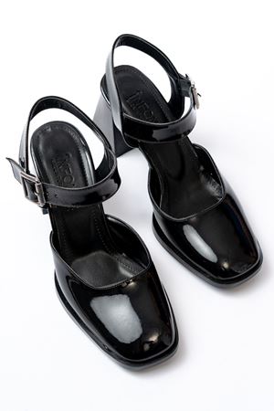 İNF-40450 Siyah Rugan Günlük Arkası Açık Topuklu Bayan Ayakkabı 