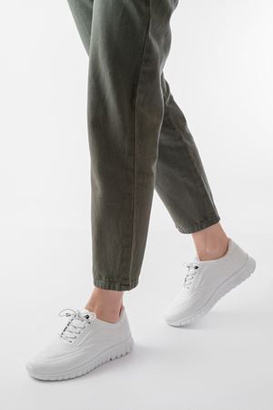 K-504 Beyaz Bağcıklı Desenli Günlük Spor Ayakkabı 