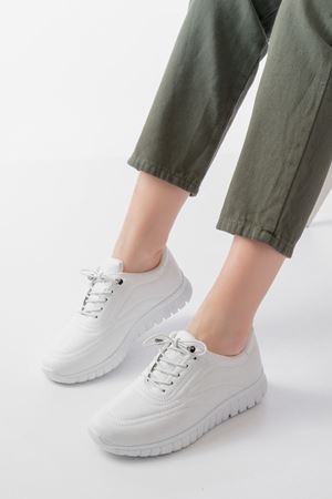 K-504 Beyaz Bağcıklı Desenli Günlük Spor Ayakkabı 