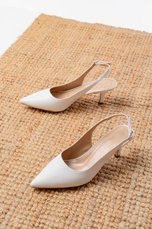 ST-1152 Beyaz Günlük 7 cm Topuklu Kadın Ayakkabı 