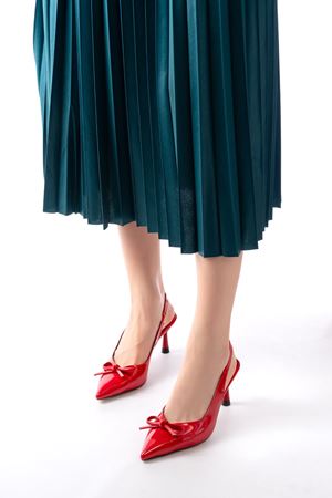 İNF-4500 Kırmızı Rugan Günlük Arkası Açık Fiyonklu Topuklu Bayan Ayakkabı 