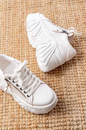 SP-156 Beyaz Bağcıklı Fermuarlı Yüksek Taban Günlük Spor Ayakkabı