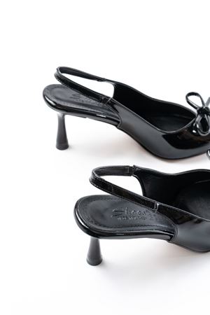 İNF-4500 Siyah Rugan Günlük Arkası Açık Fiyonklu Topuklu Bayan Ayakkabı