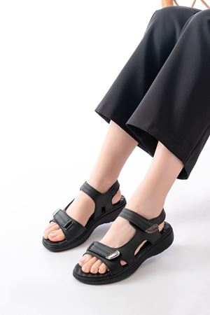 DM-363 Black Hard Hat Velcro Stitched Casual Women's Sandals