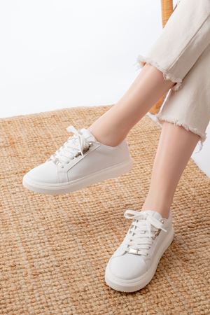 P-910 Beyaz Bağcıklı Taban Dikişli Günlük Kadın Spor
