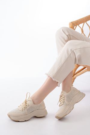 3002  Bej Bağcıklı Fileli Taş Aksesuarlı Günlük Spor Ayakkabı