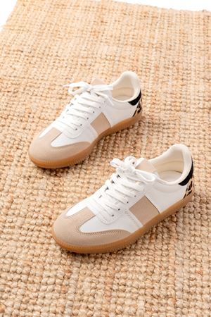 M-6006 Beyaz Garni Leopar Desenli Bağcıklı Termo Taban Günlük Kadın Spor 