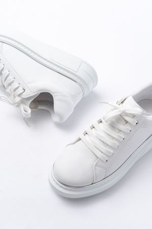 RS-2435 Beyaz Gümüş Bağcıklı Dikişli Günlük Spor Ayakkabı  