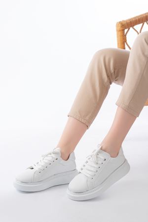 RS-2435 Beyaz Gümüş Bağcıklı Dikişli Günlük Spor Ayakkabı  