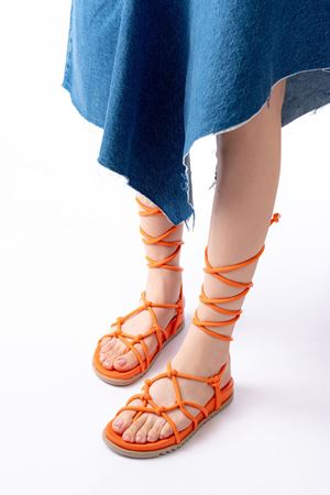1001-1001 Orange Bilekten Bağcıklı Kadın Sandalet