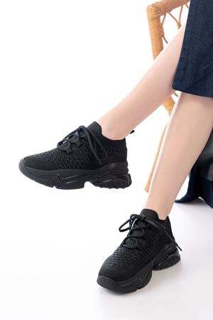 SP-2024 Siyah Günlük Bağcıklı Fileli Taş Aksesuarlı Kadın Spor Ayakkabı  