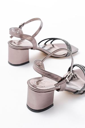 S-889  Platin 3 Bantlı Topuklu Kadın Ayakkabı
