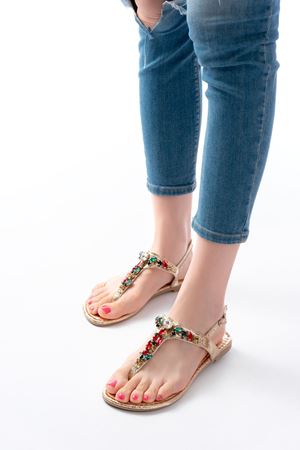 152-1110 Gold Multi Cam Kırığı Taşlı Parmak Arası Kadın Sandalet 