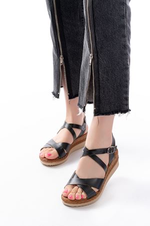 731-045 Black Cross Genuine Leather Padded Heels Casual Women's Sandals