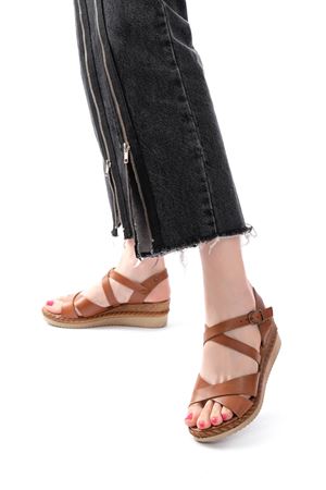 731-045 Tan Cross Genuine Leather Padded Heels Casual Women's Sandals