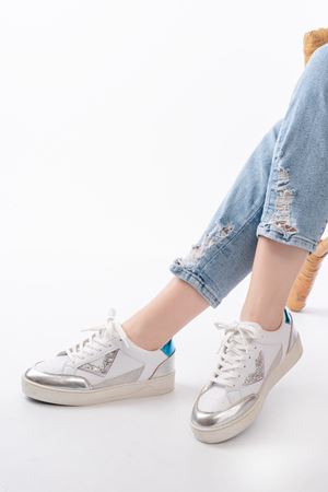 SV-01 Beyaz Garni Bağcıklı Kadın Spor Ayakkabı 