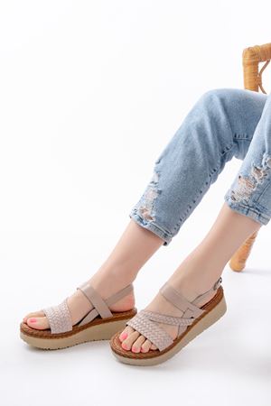 730-152 Bej Örgü Desenli Hakiki Deri Ortopedik Taban Kadın Sandalet 