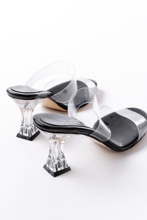 S-618 Siyah Rugan Çift  Bantlı Topuklu Kadın Terlik